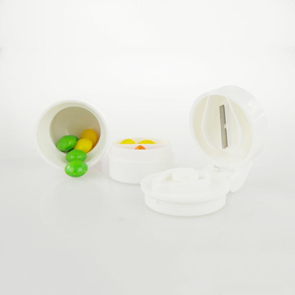 Honana HN-PB009 3 in 1 Portable Pill Case Cutter Crusher 4 Layers Travel Pill Box - Green - Image 2