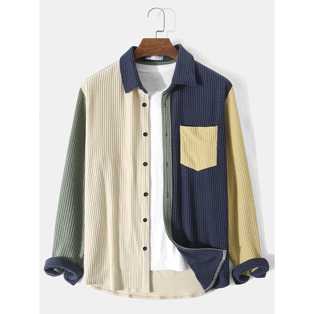 Men Colorblock Waffles Texture Curved Hem Chest Pocket Casual Shirts - Khaki S