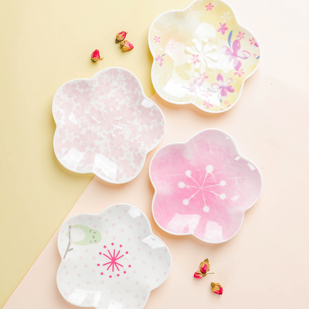 4Pcs/Set 5.5 Inches Ceramic Plum Blossom Shape Saucer Dish Set