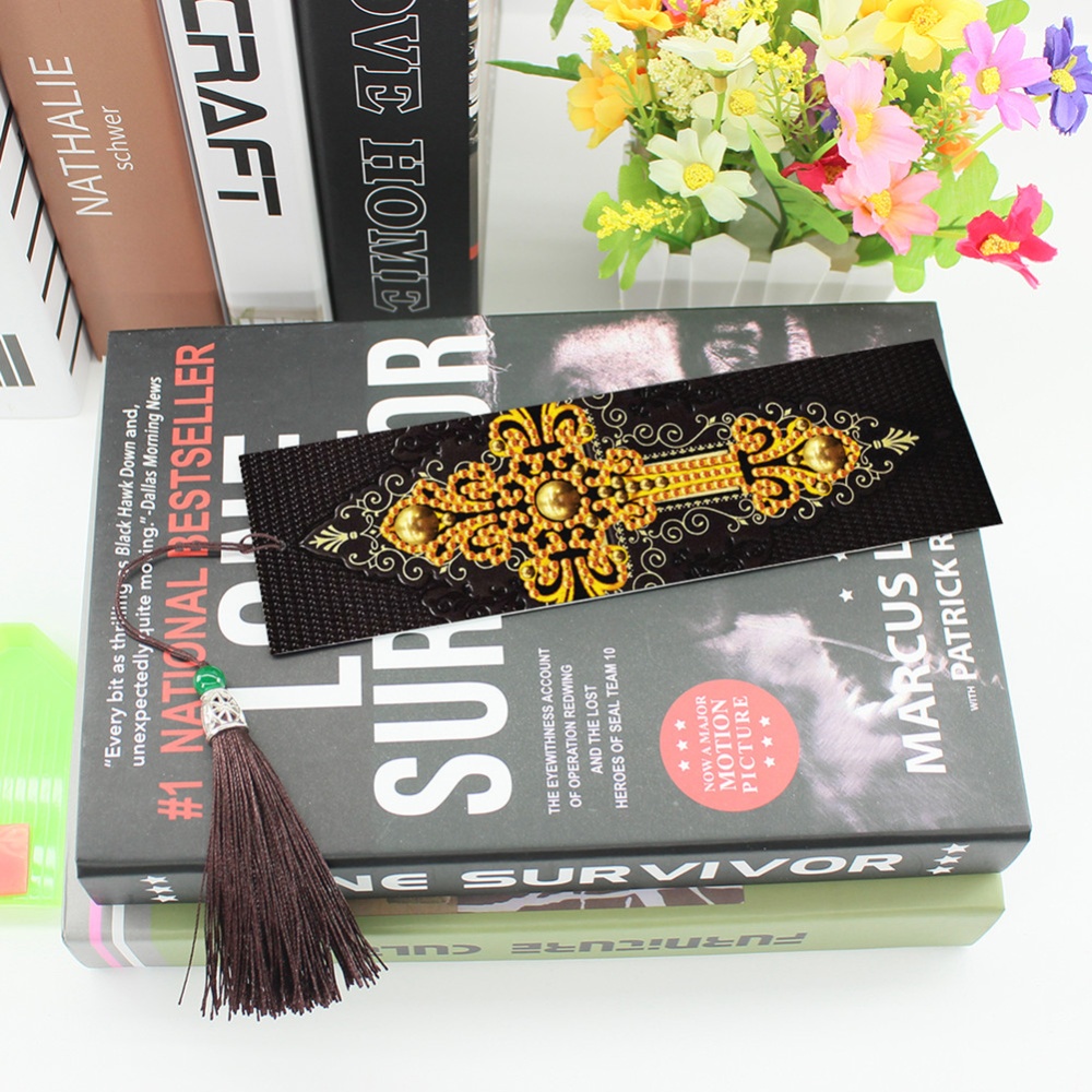 5D DIY Diamond Painting Leather Bookmark Tassel Book Marks Special Shaped Embroidery Craft SQ17 - Image 2