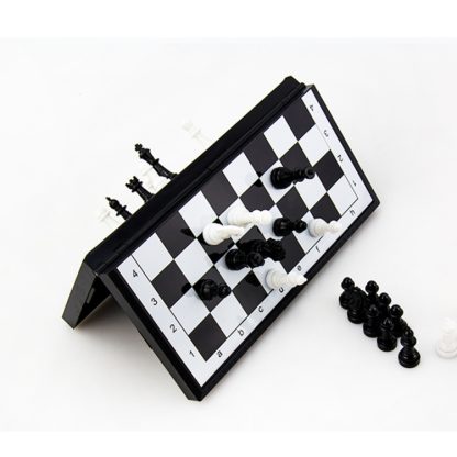 Portable International Chess Game Set in Foldable Plastic Box - Image 3