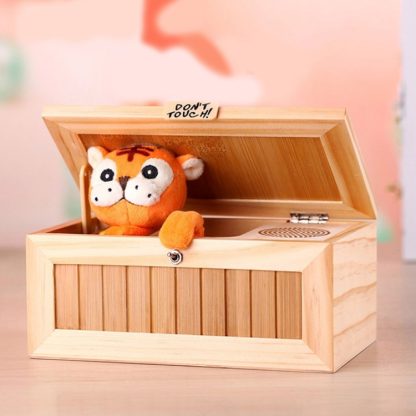 Creative Cute Tiger Funny Present Sound Version Wooden Electronic Useless Box Novel Stress-Reduction Desk Decoration, Si