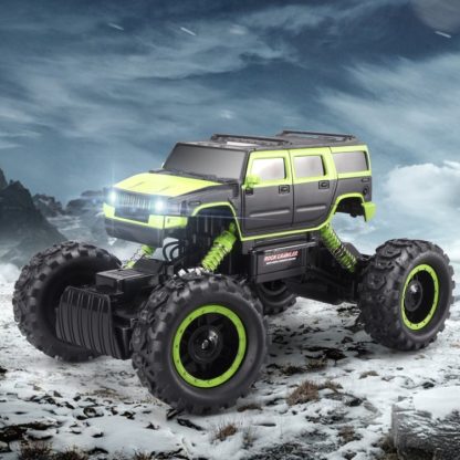 Off-Road Climbing Toy Car Remote Control Car Charging Drift Toy Car Crash Drop Resistance (Colour: Green)