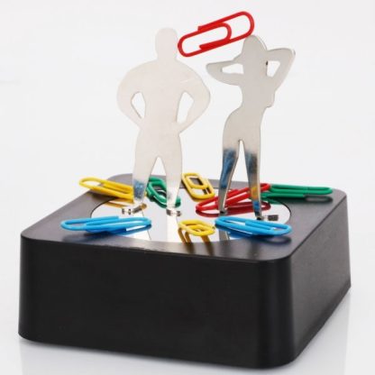 Men & Women Model Magnetic Sculpture Desktop Pressure-relieving Toy - Image 3