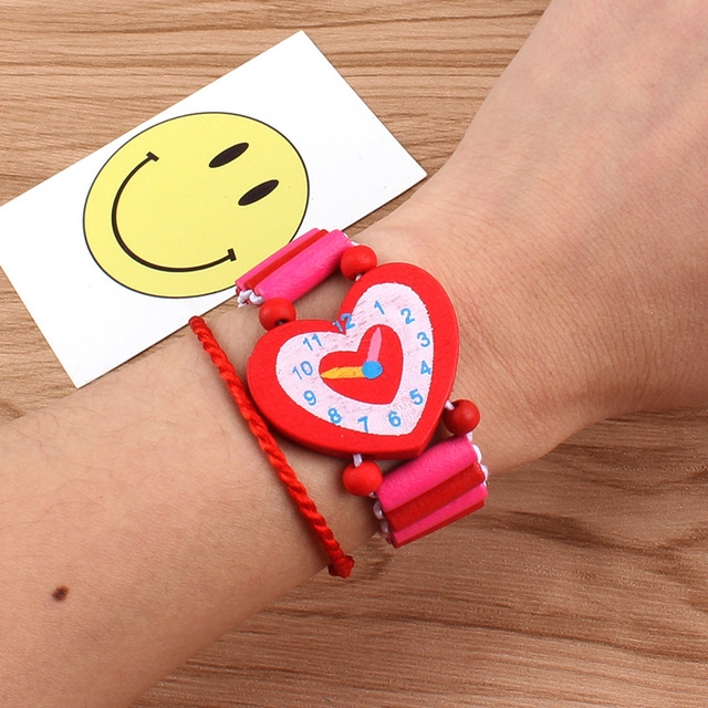 3 PCS Wooden Crafts Children Gifts Cartoon Watch Toys, Random Style Delivery - Image 2