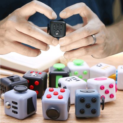 3 PCS Decompression Cube Toy Adult Decompression Dice, Colour:  Black+Green - Image 2