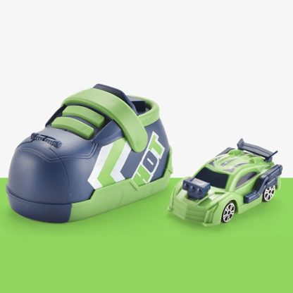 2 In 1 Children Toy Car Set One Button Press Ejection Inertia Car Toys(Green)