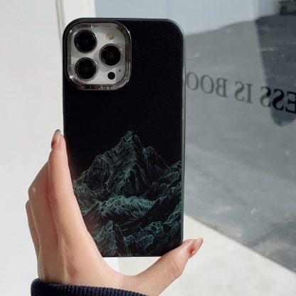 For iPhone 15 2 in 1 Aurora Electroplating Frame Phone Case(Snowy Mountains Black) - Image 2