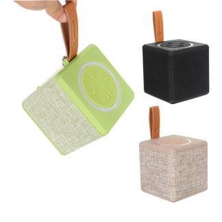 1200mmAh Portable TF Card Radio FM U Disk AUX-in Sans Mains Sans Fil Haut-parleur Bluetooth - rouge